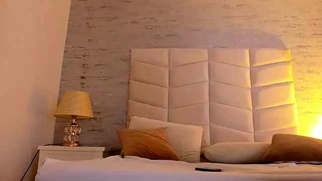 jax black online show from February 2, 2026, 8:52 pm