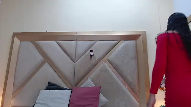 Megan Siner online show from January 7, 2026, 12:32 pm