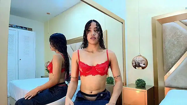 Megan Siner online show from November 5, 2025, 12:08 pm