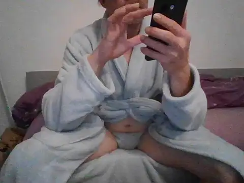 honzinka83 online show from October 30, 2025, 4:15 pm