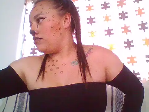 Snapshot of Meloddy__ chatting on October 16, 2025, 2:58 pm Meloddy   online show from October 16, 2025, 2:58 pm