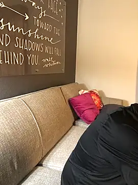 hoociedaddy24 online show from December 15, 2025, 10:48 pm