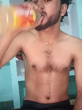 Snapshot of Hotraj24 chatting on November 27, 2025, 7:31 am Hotraj24 online show from November 27, 2025, 7:31 am