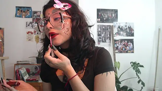 Snapshot of Lia_Carter_ chatting on April 28, 2026, 2:27 am Lia Carter online show from April 28, 2026, 2:27 am