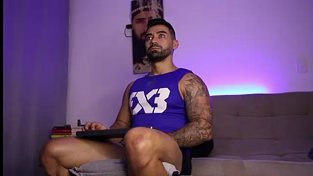 SOY MIKE online show from March 27, 2026, 11:49 pm