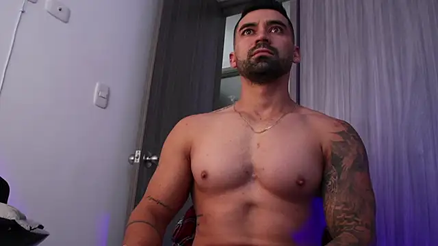 SOY MIKE online show from November 18, 2025, 1:03 pm