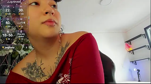 Snapshot of Kora_Red69 chatting on March 31, 2026, 1:46 pm Kora Red69 online show from March 31, 2026, 1:46 pm