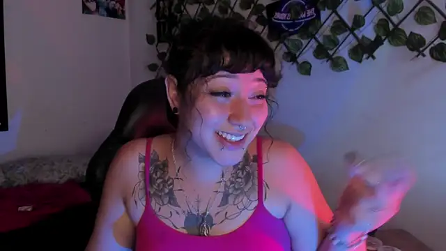 Snapshot of Kora_Red69 chatting on July 31, 2026, 4:26 pm Kora Red69 online show from July 31, 2026, 4:26 pm