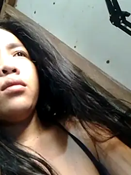 Snapshot of luna_light23 chatting on October 15, 2025, 8:17 pm luna light23 online show from October 15, 2025, 8:17 pm