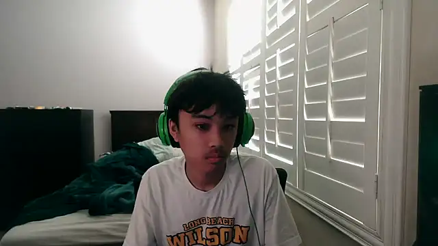 youngasianboy2007 online show from February 28, 2026, 7:13 pm