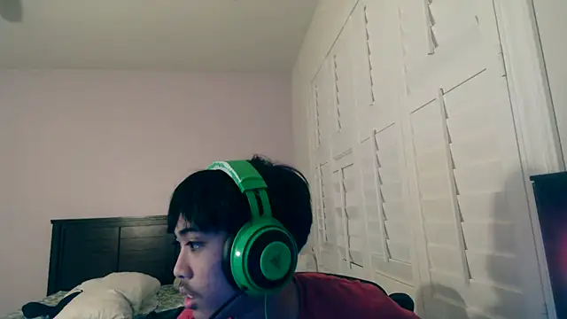 youngasianboy2007 online show from April 5, 2026, 5:47 am