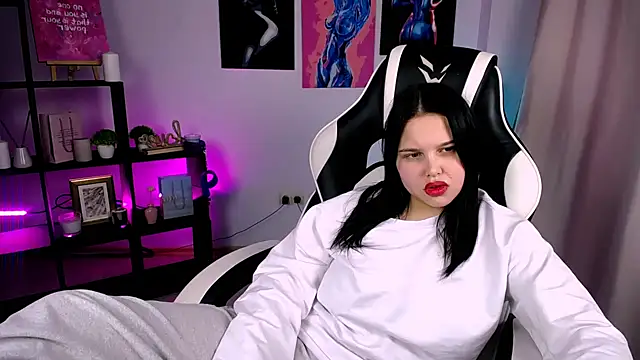 Snapshot of KittyKrissy_ chatting on October 13, 2025, 3:02 pm KittyKrissy online show from October 13, 2025, 3:02 pm