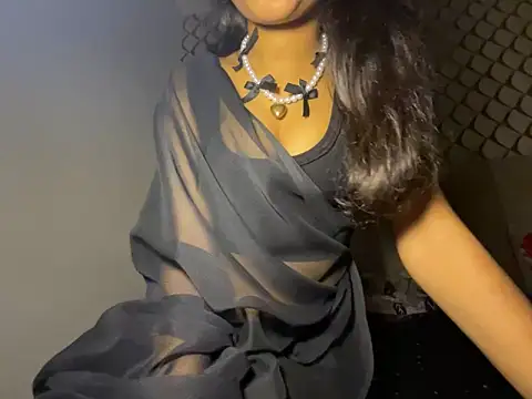 dubyzubygirl online show from February 4, 2026, 7:31 pm