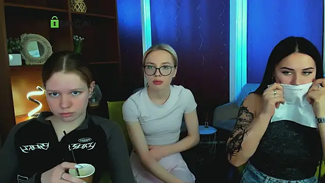 vivy star1 online show from March 30, 2026, 6:42 pm