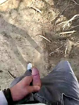 rezzzze online show from March 10, 2026, 1:26 pm