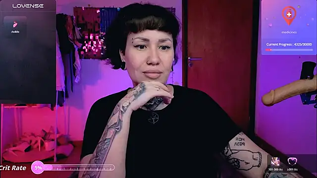 Senorita  Dakota online show from April 4, 2026, 10:49 pm