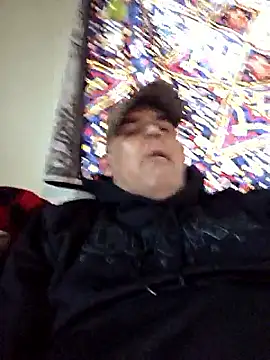 DeeBestEver online show from November 11, 2025, 4:02 pm