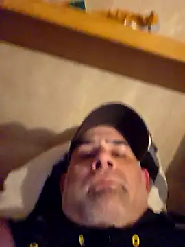 DeeBestEver online show from March 1, 2026, 2:44 am