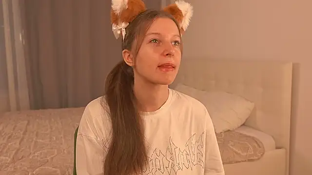FeLogsdon online show from October 19, 2025, 12:52 pm