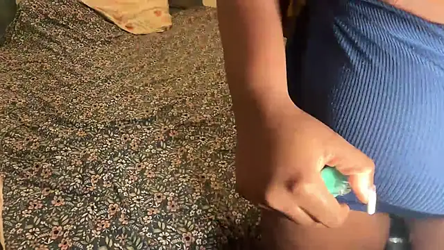 nanaisbackk online show from February 6, 2026, 12:17 am