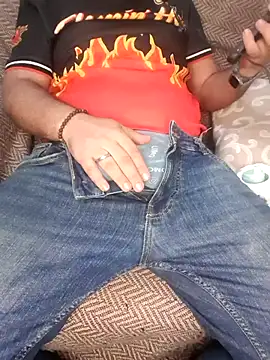 Tiktoker04 online show from November 6, 2025, 3:16 pm