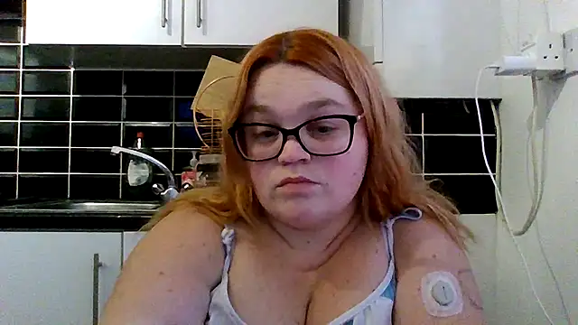 Curvy-AmyX online show from October 7, 2025, 5:25 pm