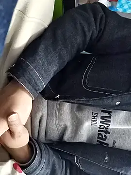 Snapshot of chougegg0214 chatting on January 6, 2026, 1:42 am chougegg0214 online show from January 6, 2026, 1:42 am