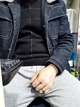 Snapshot of chougegg0214 chatting on March 16, 2026, 11:25 am chougegg0214 online show from March 16, 2026, 11:25 am