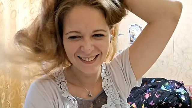 Marry Wild online show from October 17, 2025, 6:50 am