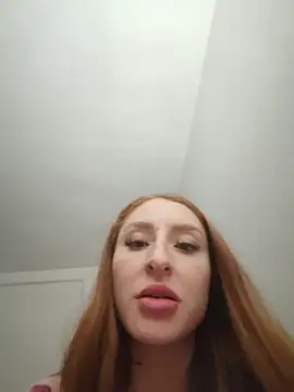 Bennuluspeach  online show from July 12, 2026, 2:56 am