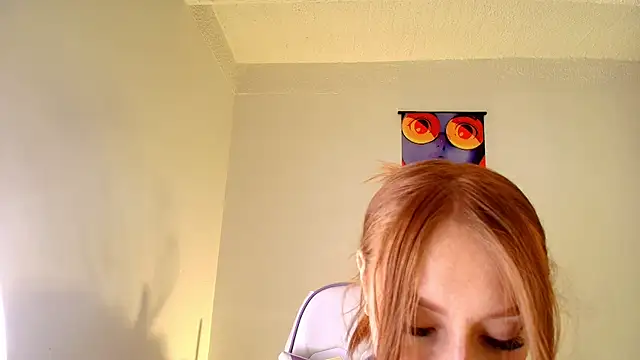 Bennuluspeach  online show from May 12, 2026, 11:05 am