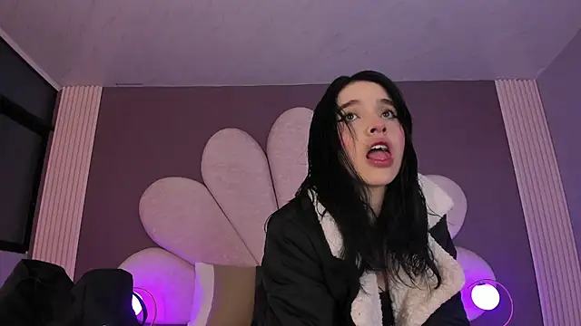 Snapshot of MeganR_ chatting on February 2, 2026, 11:09 am MeganR online show from February 2, 2026, 11:09 am