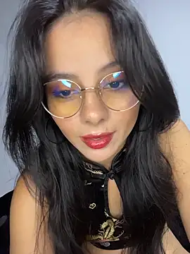 SaraMistick online show from November 21, 2025, 10:58 am