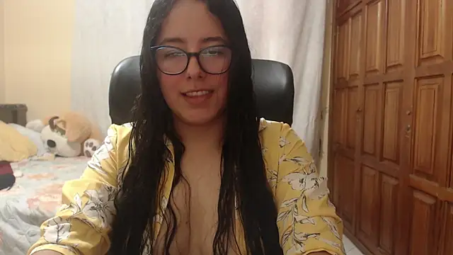 Venus cat  online show from May 24, 2026, 9:15 pm