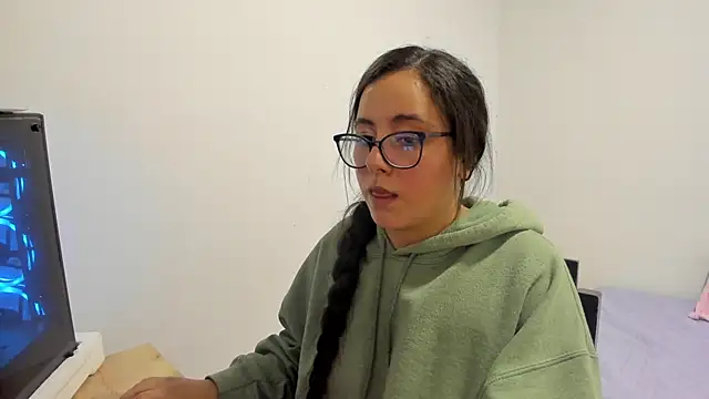 Venus cat  online show from October 23, 2025, 12:53 am