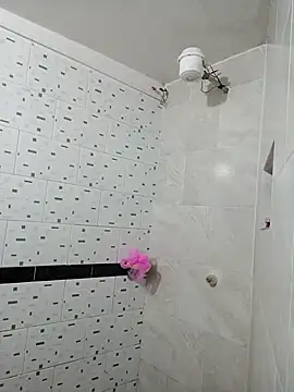 sofii 222 online show from November 13, 2025, 6:17 am