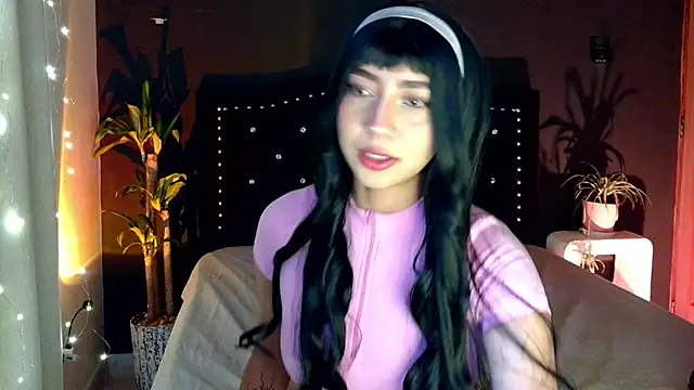 emma web  online show from April 17, 2026, 3:48 pm