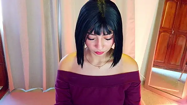 emma web  online show from March 21, 2026, 3:16 pm