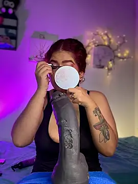 Solaangel  online show from March 6, 2026, 11:55 pm