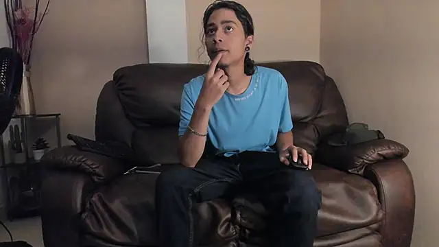 Dickie Dicking online show from November 5, 2025, 10:02 pm