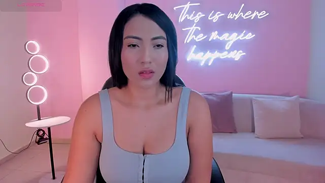 Snapshot of NatalieLewis chatting on February 28, 2026, 11:54 am NatalieLewis online show from February 28, 2026, 11:54 am