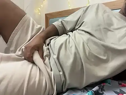 Snapshot of YourBlackBull chatting on October 2, 2025, 8:23 pm YourBlackBull online show from October 2, 2025, 8:23 pm