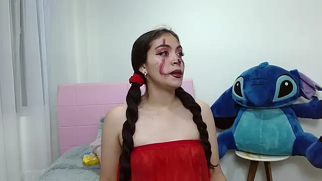 emy brunette online show from October 10, 2025, 12:06 pm