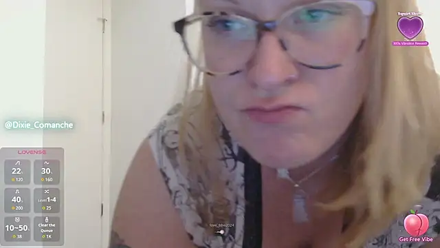 Snapshot of dixie_comanche chatting on March 21, 2026, 12:23 am dixie comanche online show from March 21, 2026, 12:23 am