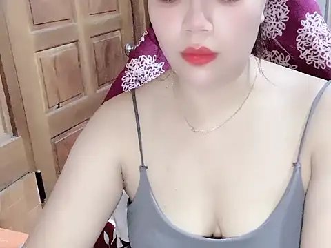 Subita nice online show from May 15, 2026, 4:43 am