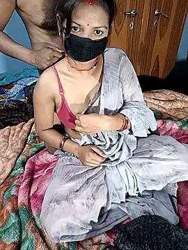 Snapshot of Neelam-baby1 chatting on February 26, 2026, 5:02 pm Neelam-baby1 online show from February 26, 2026, 5:02 pm