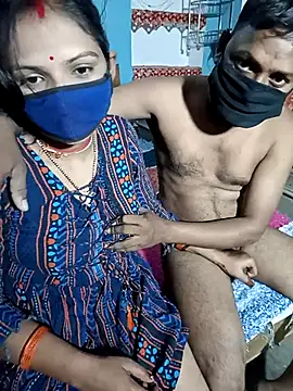 Snapshot of Neelam-baby1 chatting on October 25, 2025, 4:18 pm Neelam-baby1 online show from October 25, 2025, 4:18 pm