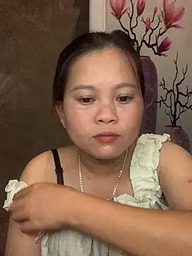 Snapshot of lan-xinh01 chatting on October 3, 2025, 1:56 pm lan-xinh01 online show from October 3, 2025, 1:56 pm