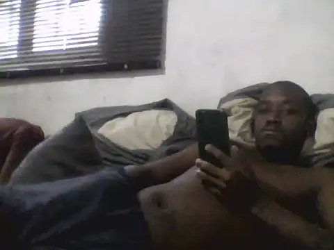 Snapshot of Thabisomgaga1 chatting on January 15, 2026, 4:27 am Thabisomgaga1 online show from January 15, 2026, 4:27 am