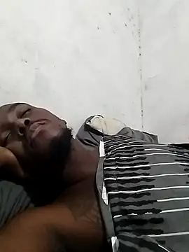 Snapshot of Thabisomgaga1 chatting on January 13, 2026, 3:43 am Thabisomgaga1 online show from January 13, 2026, 3:43 am